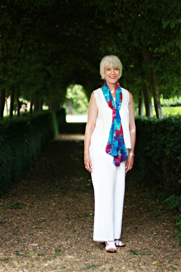 How to wear cool summer linen - Chic at any age