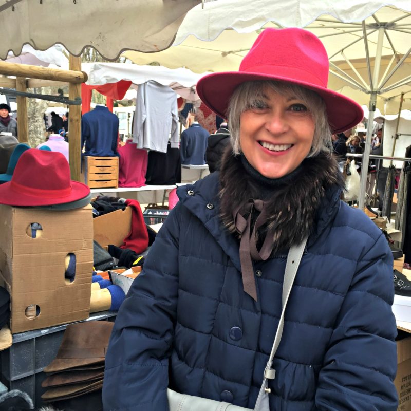 Trip to St.Tropez market - Chic at any age